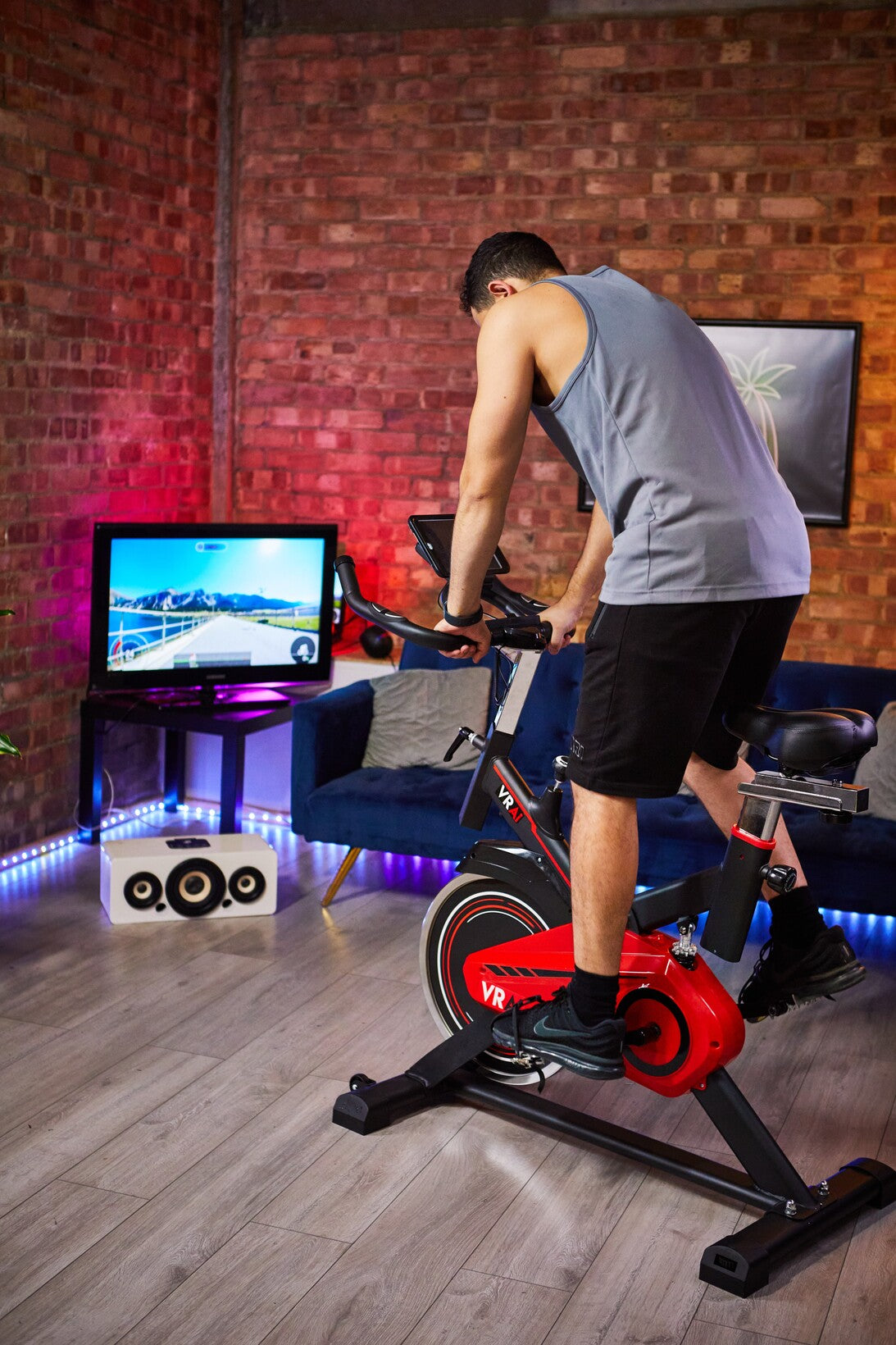 VRAi FITNESS SB1000X EXERCISE SPIN BIKE WITH BLUETOOTH APP COMPATIBILITY [Ultimate Fitness Bundle]